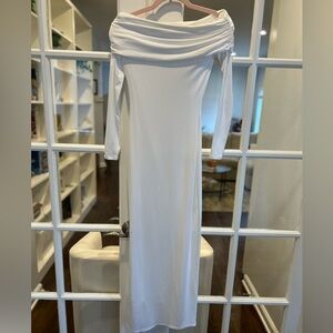 Park & Fifth White Off-Shoulder Long Sleeve Dress